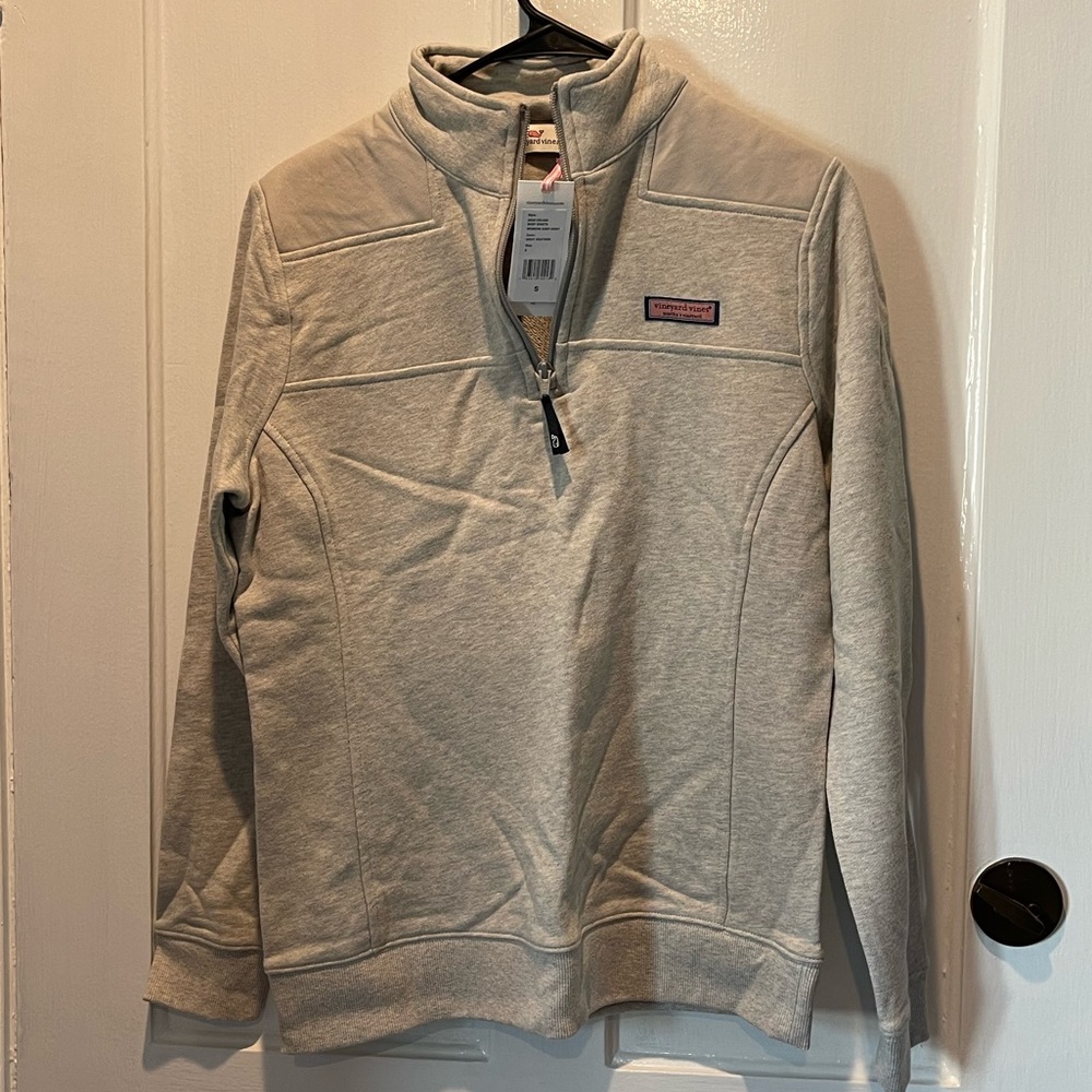 VINEYARD VINES!!  Ladies Small - 1/4 zip Gray sweatshirt.  NWT